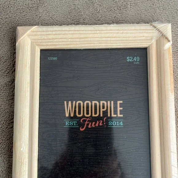 Woodpile Wooden Photo Frame 4x6” - Picture 2 of 8